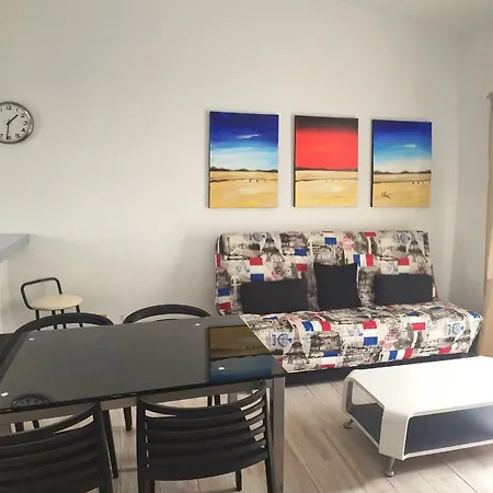 Marvelous Two-bedroom Two Terraces Swimming Pool *